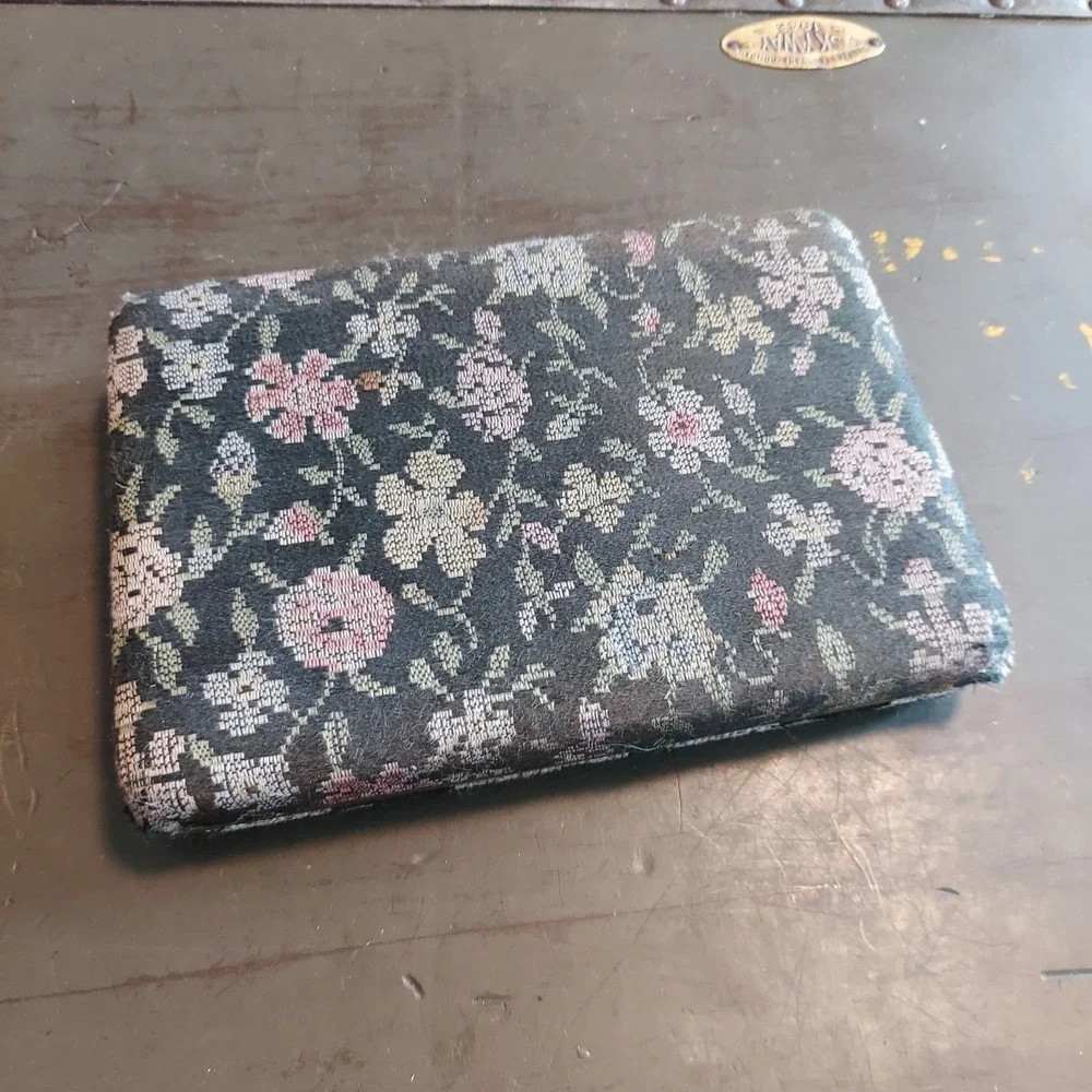 Vintage Floral Tapestry Jewelry Box Pierced Earring Collection Organizer Case